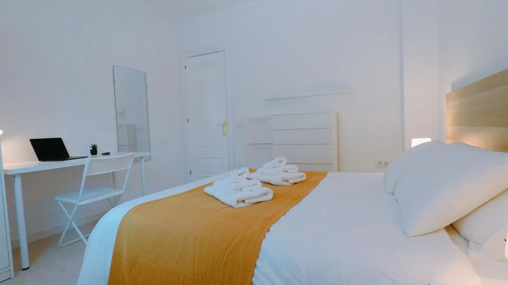 Apartment Karlabcnhome L'Hospitalet de Llobregat